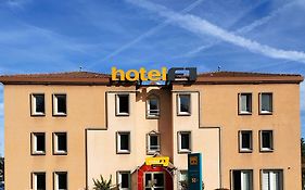 Hotelf1 Lyon Bourgoin-Jallieu